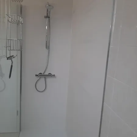 Pimpernel Apartment