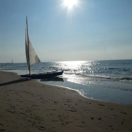 Pimpernel Apartman *